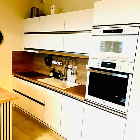 Tehelne Pole, Bajkalska 2e Apartment *