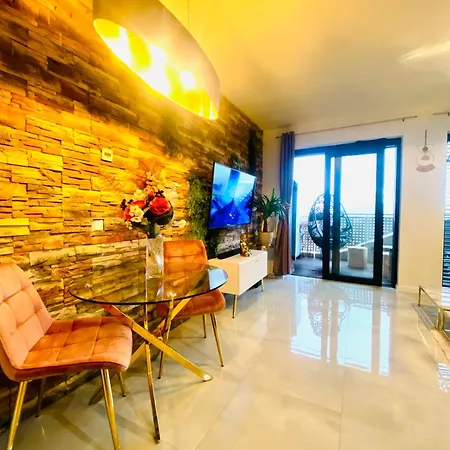 Tehelné Pole, Bajkalska 2e * Bratislava